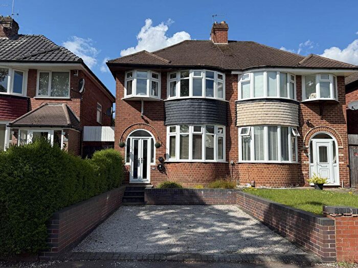 3 Bedroom Semi-Detached House For Sale In Court Lane, Birmingham, B23