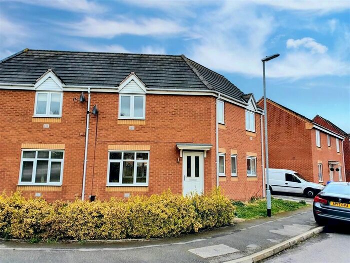 3 Bedroom Semi-Detached House To Rent In Balata Way, Stretton, Burton-On-Trent, DE13