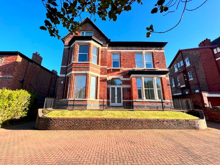 3 Bedroom Apartment To Rent In Trafalgar Road, Southport, Merseyside, PR8