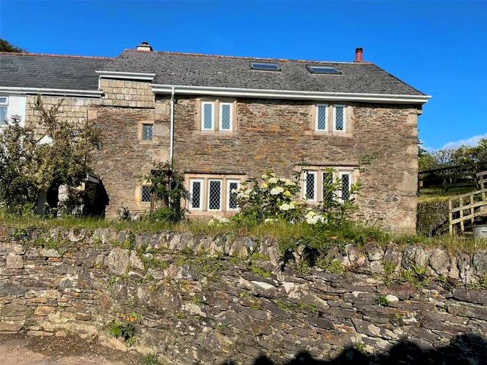 3 Bedroom End Of Terrace House To Rent In Yelverton, Devon, PL20