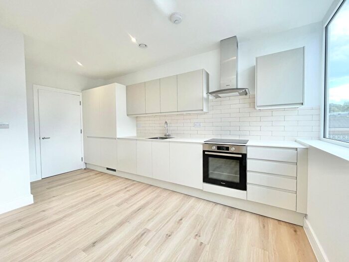 Studio To Rent In Lyon Road, Harrow, HA1