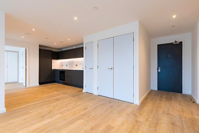 3 Bedroom Flat To Rent In Flat, Swan Street, Manchester, Greater Manchester, M4