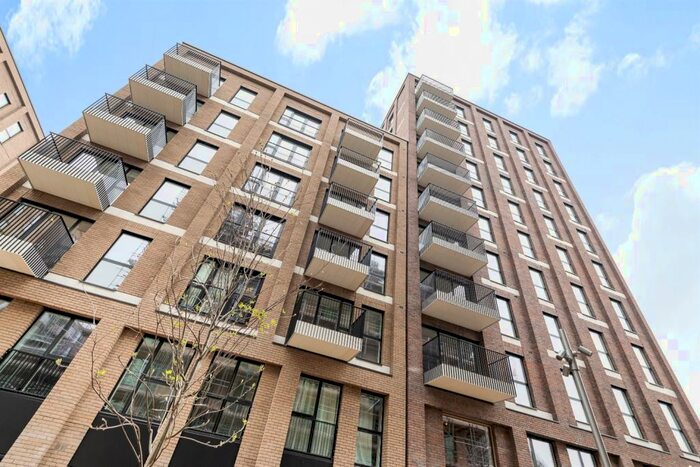 2 Bedroom Apartment To Rent In Carraway Street, Reading, RG1