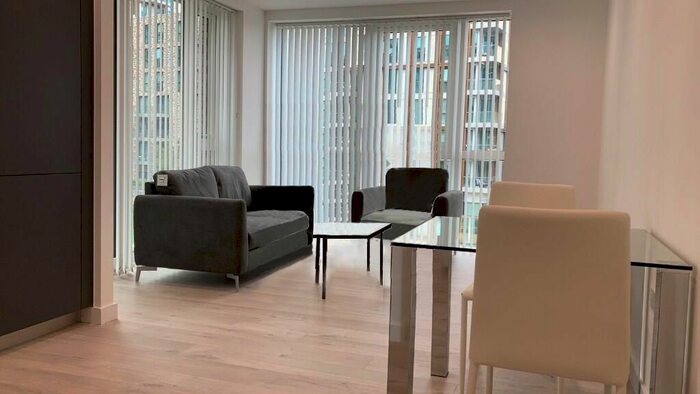 2 Bedroom Flat To Rent In Coster Avenue, London, N4