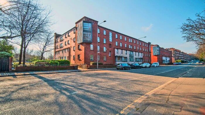 3 Bedroom Flat To Rent In Tollcross Road, Tollcross, Glasgow, G32