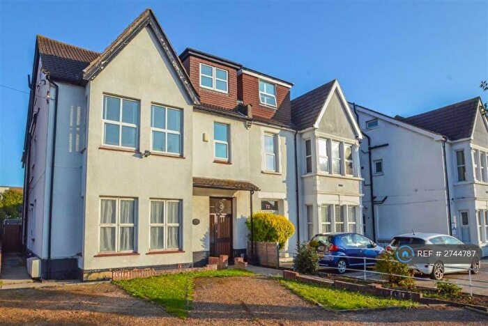 2 Bedroom Flat To Rent In Crowstone Road, Westcliff-On-Sea, SS0