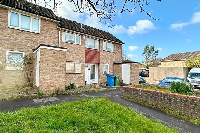 2 Bedroom End Terrace House For Sale In Swaledale, Bracknell, Berkshire, RG12