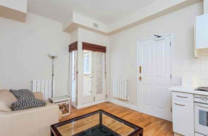 1 Bedroom Flat To Rent In Nottingham Place, London, W1U