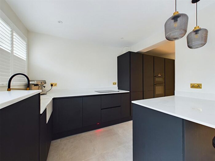 3 Bedroom Terraced House To Rent In Woodlands Grove, Chipstead, Coulsdon, CR5
