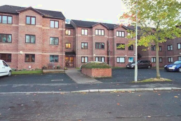 2 Bedroom Flat To Rent In Mahon Court, Glasgow, G69