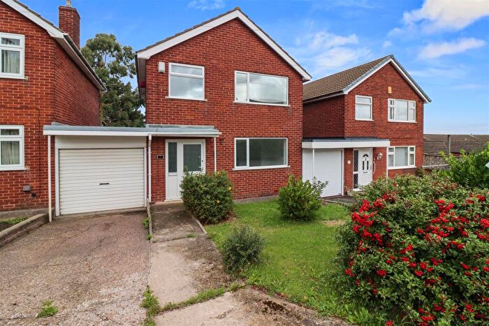 3 Bedroom House To Rent In Chapel Street, Brimington, S43