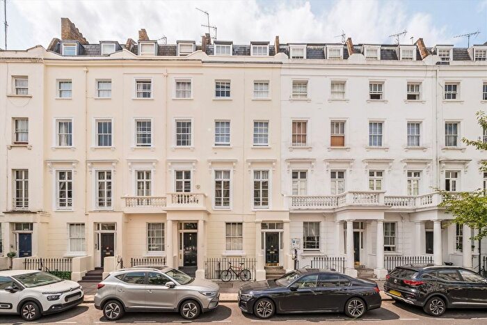 3 Bedroom Flat For Sale In Sutherland Street, Pimlico, SW1V