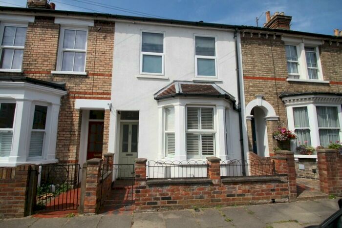2 Bedroom Terraced House To Rent In Palmerston Street, Bedford, Bedfordshire, MK41