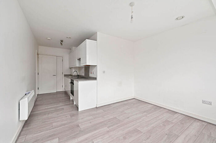 1 Bedroom Apartment To Rent In Victoria Street, Basingstoke, RG21