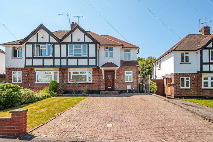 5 Bedroom Semi-Detached House To Rent In Oaklands Avenue, Watford, WD19