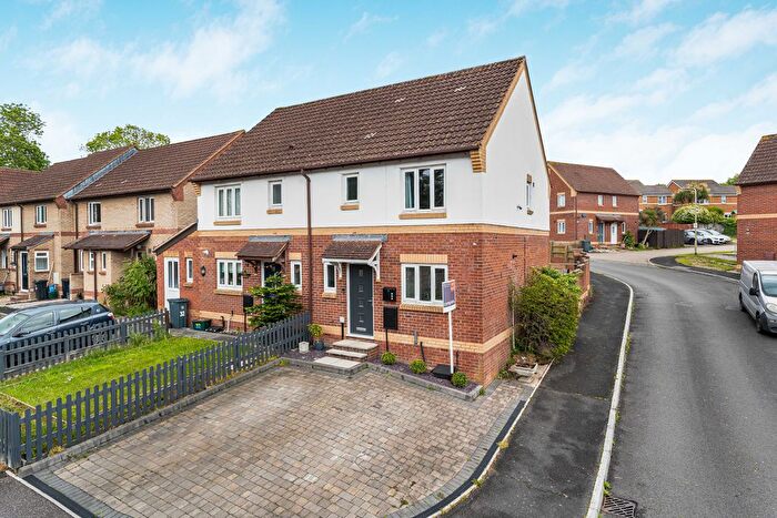 3 Bedroom Semi Detached House For Sale In Wordsworth Close, Exmouth, EX8
