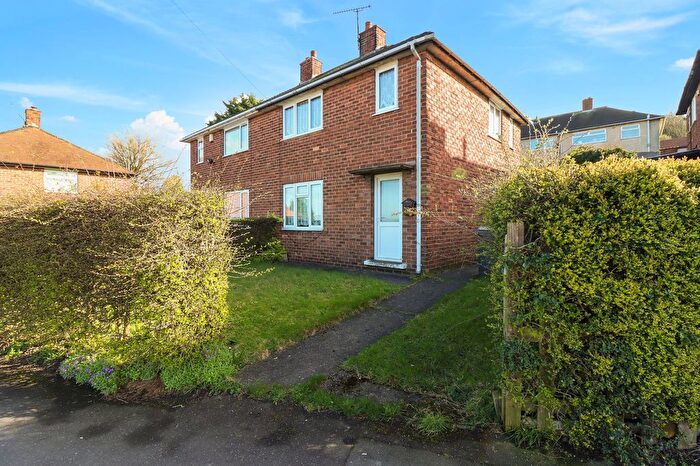 2 Bedroom Semi-Detached House For Sale In Houfton Road, Bolsover, S44