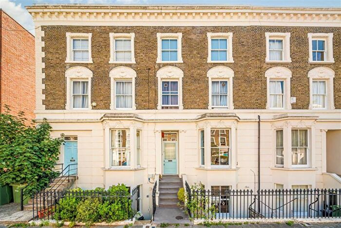 2 Bedroom Flat For Sale In St. Stephens Terrace, South Lambeth, SW8