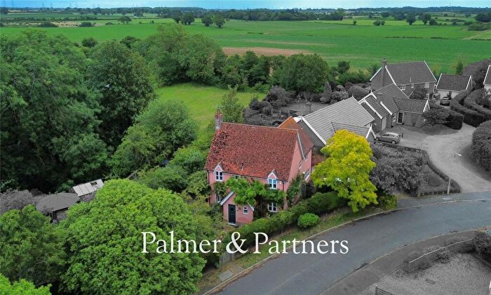 4 Bedroom Detached House For Sale In Saxonfields, Snape, Suffolk, IP17