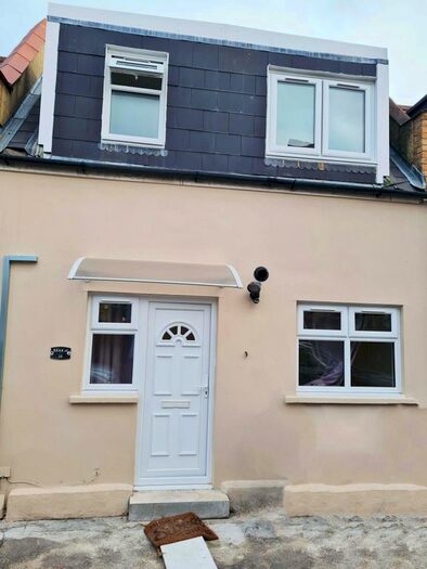 1 Bedroom Flat To Rent In Muirkirk Road, London, SE6