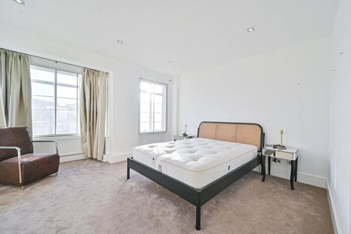 4 Bedroom Flat To Rent In Park Road, Baker Street, London, NW1