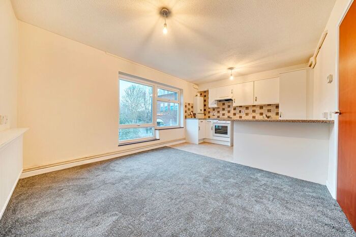 1 Bedroom Flat To Rent In High Street, Chislehurst, BR7