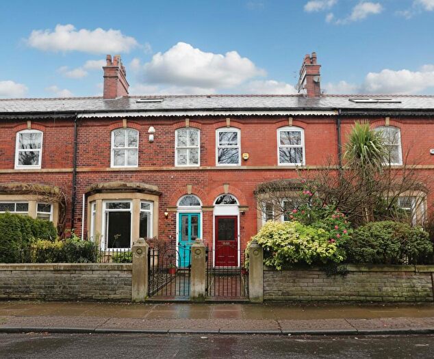 5 Bedroom Terraced House For Sale In Hamilton Road, Whitefield, M45