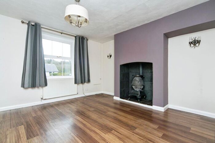 3 Bedroom Terraced House For Sale In Tanrhiw Road, Tregarth, Bangor, Gwynedd, LL57
