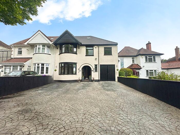 5 Bedroom Semi Detached House For Sale In Himley Crescent, Wolverhampton, WV4