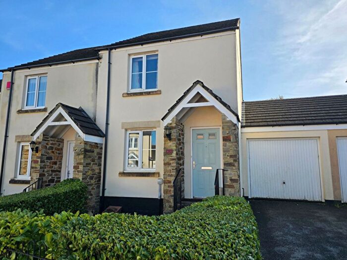 2 Bedroom End Terrace House For Sale In Buzzard Road, Tavistock, PL19