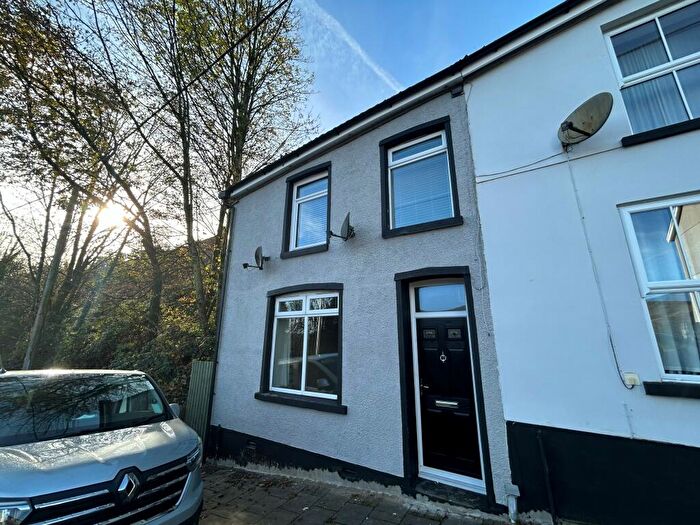 3 Bedroom House To Rent In Parry Street, Tylorstown, Ferndale, CF43