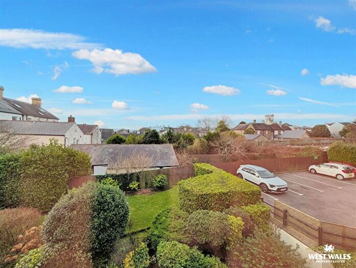 1 Bedroom Apartment For Sale In Homerees House, The Parade, Carmarthen, SA31