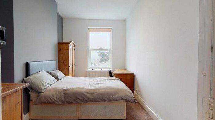 5 Bedroom Detached House To Rent In Greenbank Terrace, Plymouth, Plymouth, PL4