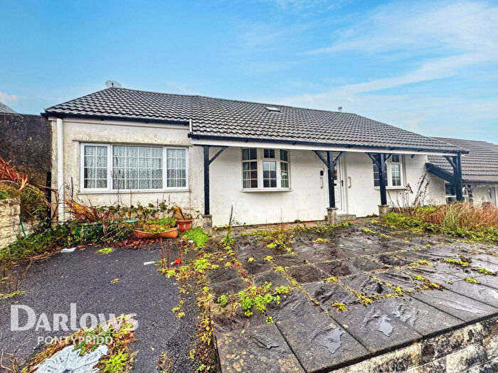 3 Bedroom Semi-Detached Bungalow For Sale In Llanfair Road, Pontypridd, CF37