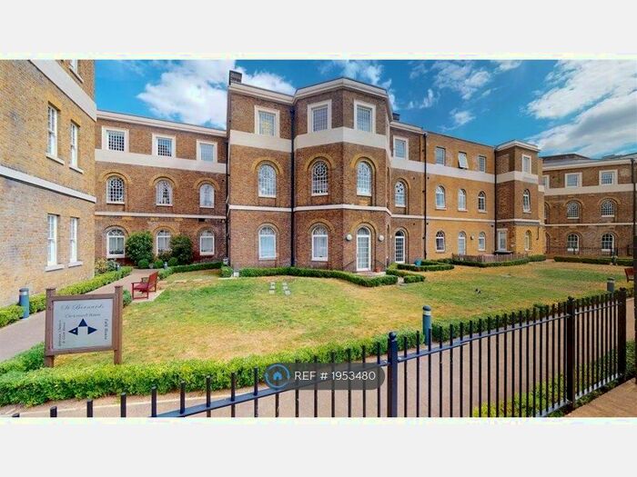 1 Bedroom Flat To Rent In Clerkenwell House, Southall, UB2