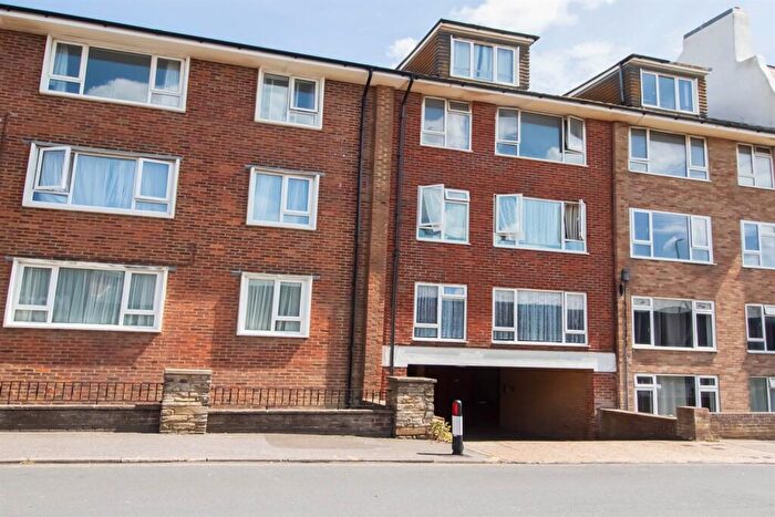 2 Bedroom Apartment For Sale In Welbeck Court, Pelham Road, Seaford, BN25