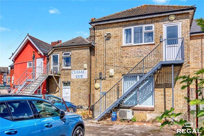 1 Bedroom Apartment For Sale In Ashley Road, Parkstone, Poole, BH14