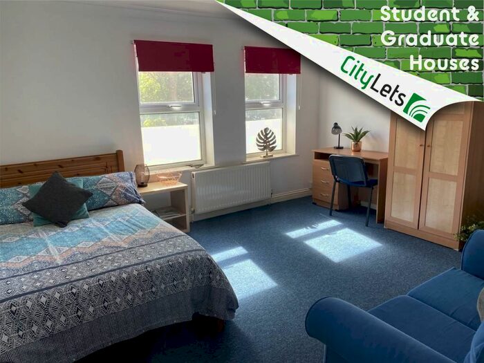 Studio To Rent In Oxford Street, Plymouth, PL1