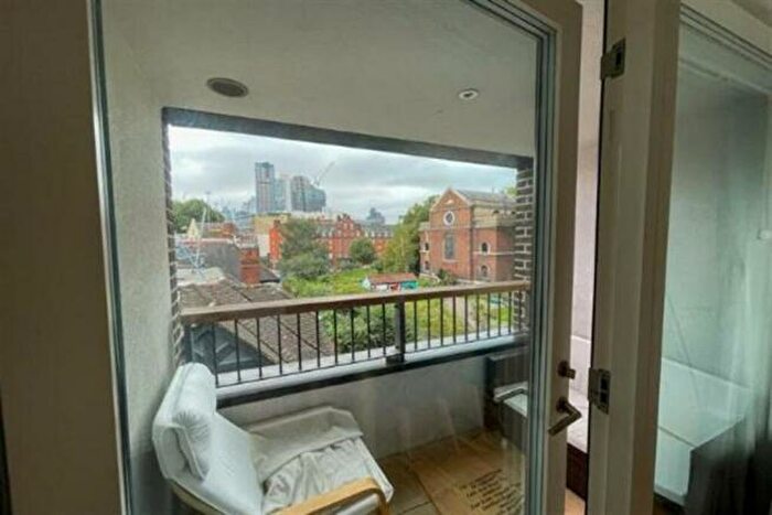 2 Bedroom Apartment To Rent In Blacklock Court, Austin Street, E2