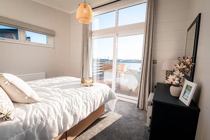 2 Bedroom Lodge For Sale In Great Hadham Country Club, SG10