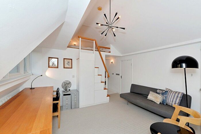 1 Bedroom Studio To Rent In Ladbroke Grove, Notiing Hill, W11