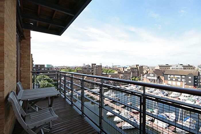 1 Bedroom Apartment To Rent In Sandpiper Court, Thomas More Street, E1W