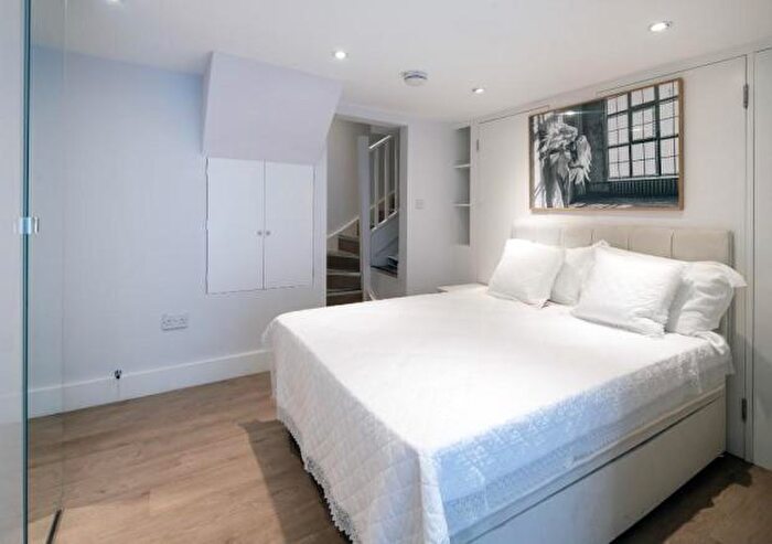 Studio To Rent In Lithos Road, London, NW3