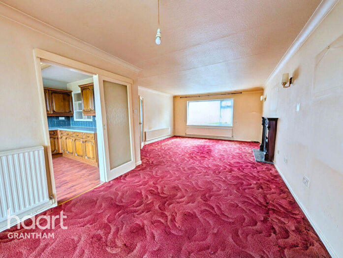 2 Bedroom Detached Bungalow For Sale In Greenfields Lane, Sleaford, NG34