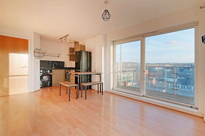2 Bedroom Apartment To Rent In Coode House, Millsands, Sheffield, S3