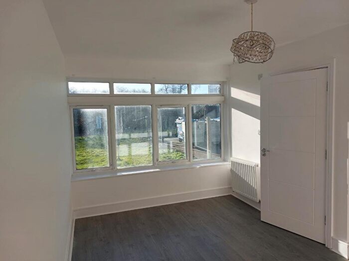 1 Bedroom Flat To Rent In Shield House, Elizabeth Way, Harlow, Harlow, CM19