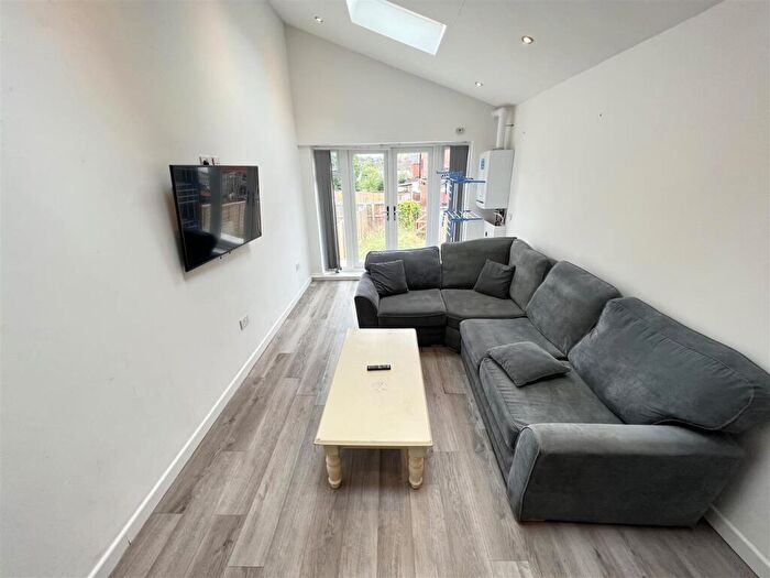 4 Bedroom Terraced House To Rent In Terry Road, Coventry, CV1