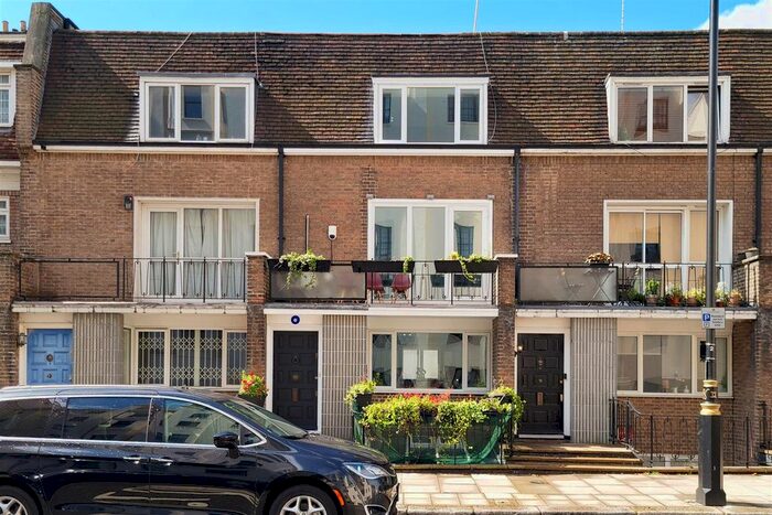 4 Bedroom Property To Rent In Stanhope Terrace, London, W2