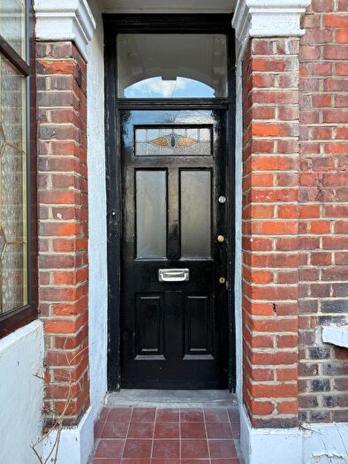 4 Bedroom Terraced House To Rent In Shakespeare Crescent, London, E12