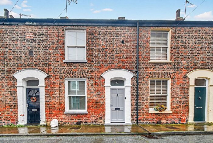 2 Bedroom Terraced House For Sale In Fairfax Street, York, YO1
